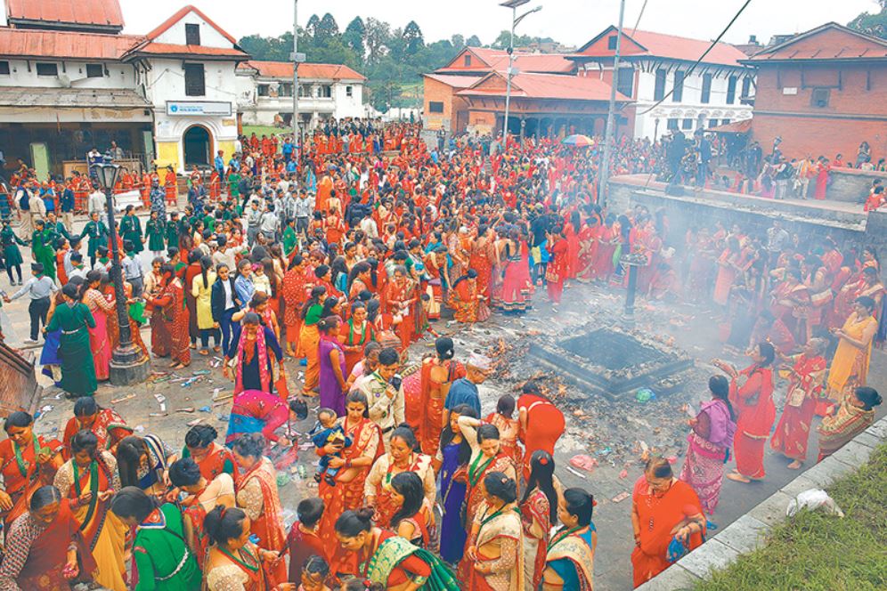 Women celebrating Teej Festival at Pashupatinath Temple in Kathmandu, Nepal